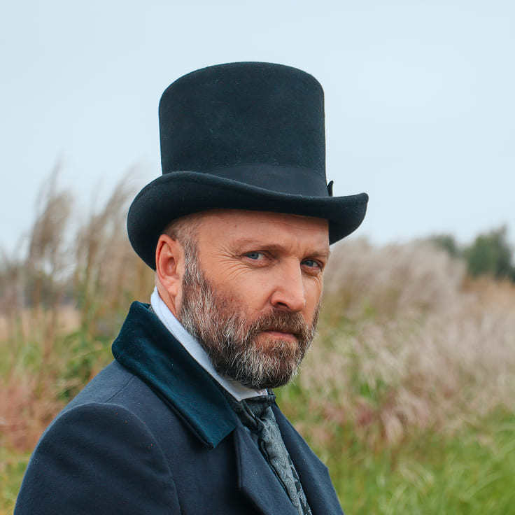 Олександр Кобзар